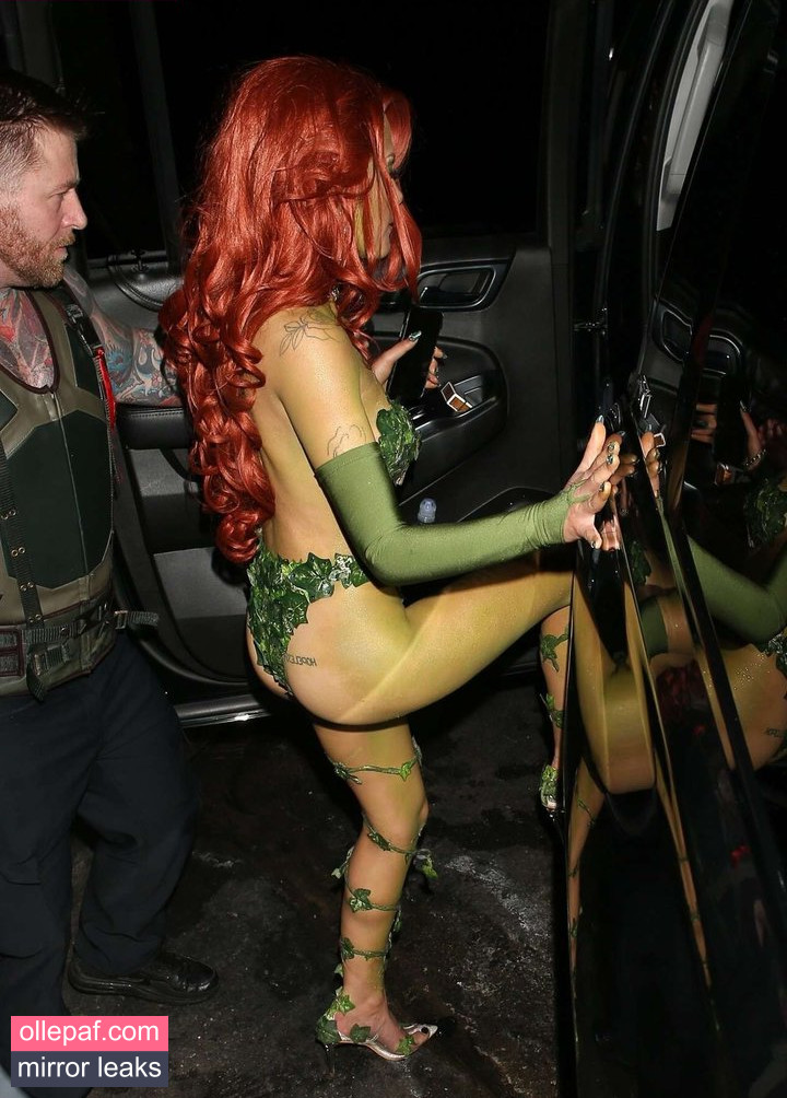 Latest Leaks Halsey Nude #944 - Fapello