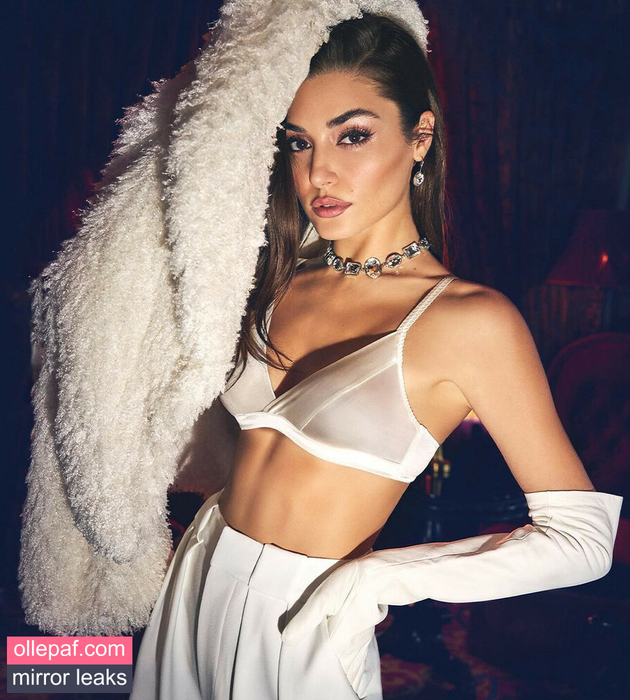 Latest Leaks Hande Ercel Nude #174 - Fapello