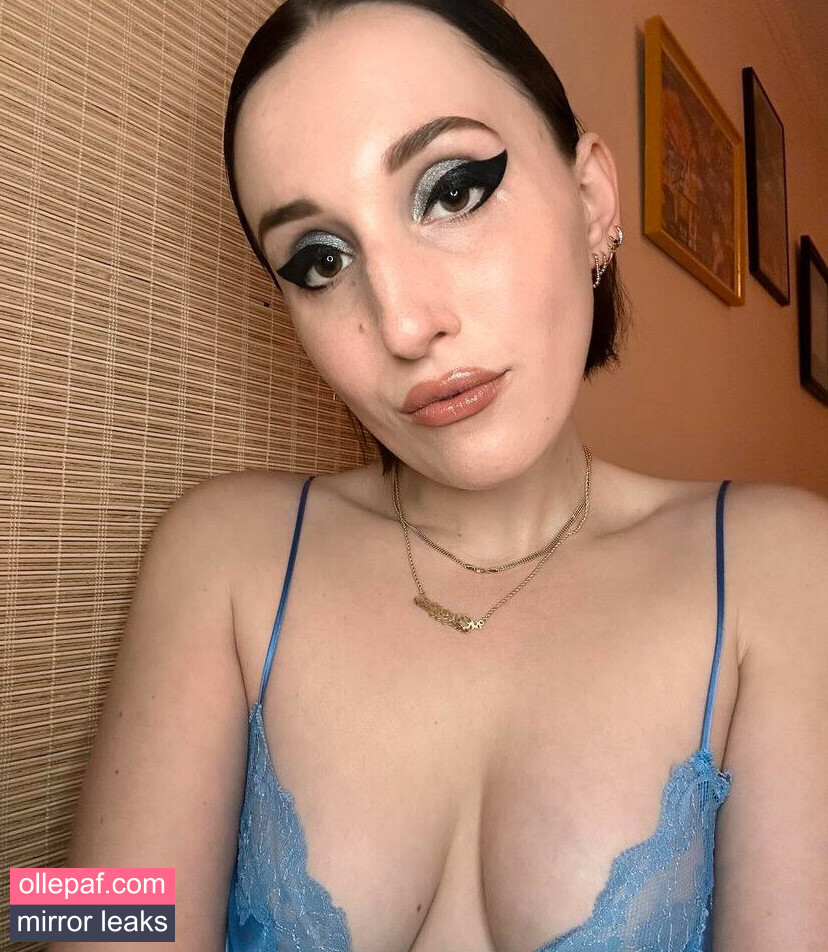 Harley Quinn Smith Nude Leaks OnlyFans #12 - Fapello