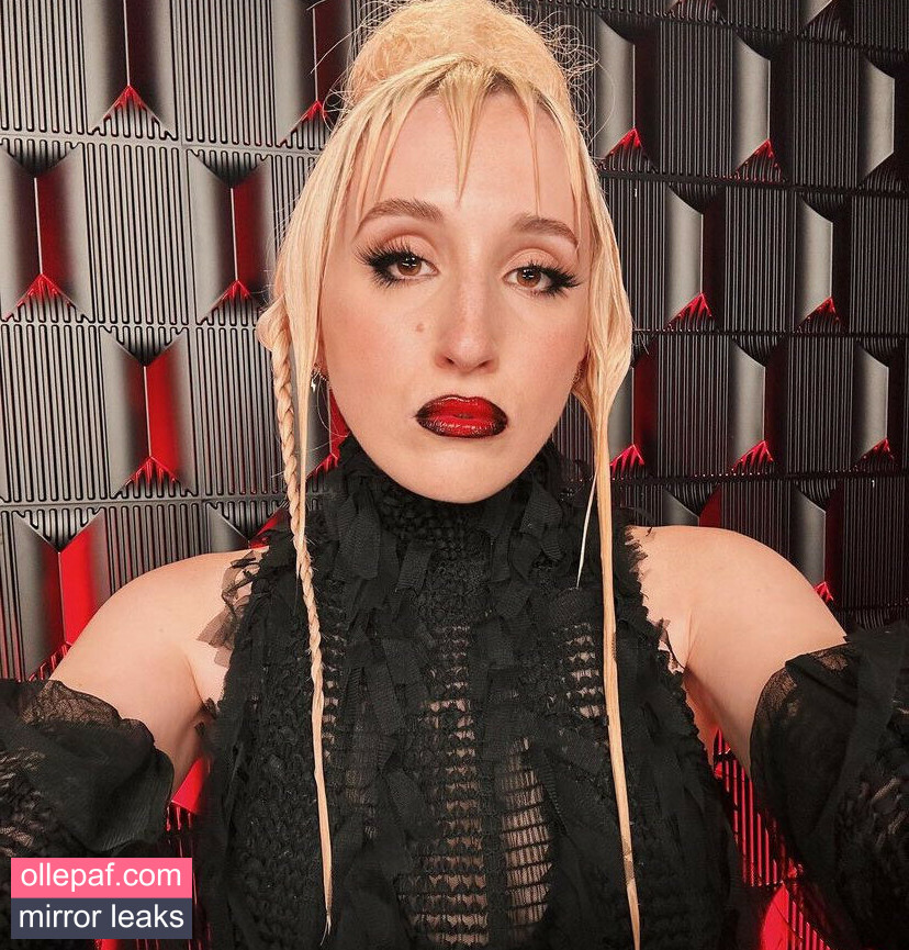 Harley Quinn Smith Nude Leaks OnlyFans #138 - Fapello