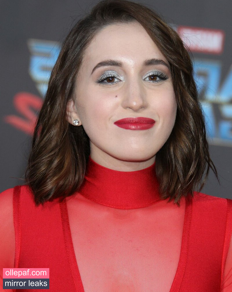 Harley Quinn Smith Nude Leaks OnlyFans #180 - Fapello