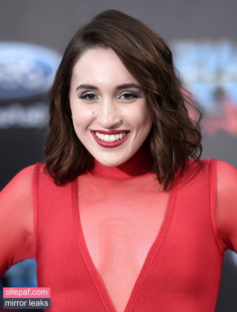 Harley Quinn Smith Nude Leaks OnlyFans #196 - Fapello