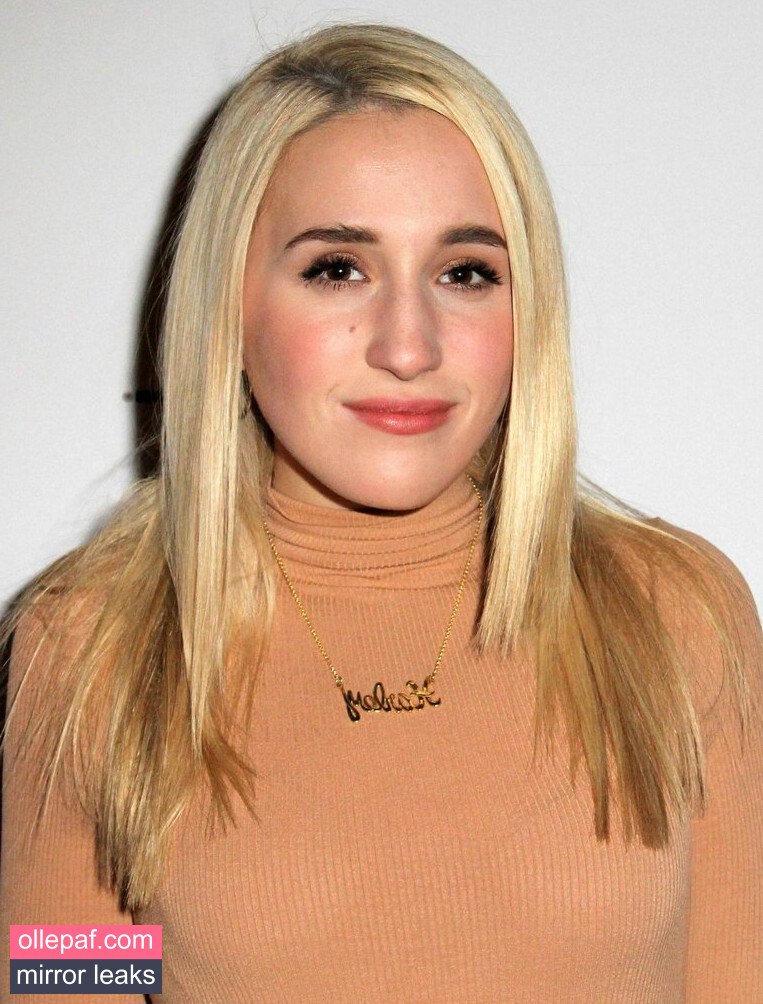 Harley Quinn Smith Nude Leaks OnlyFans #223 - Fapello