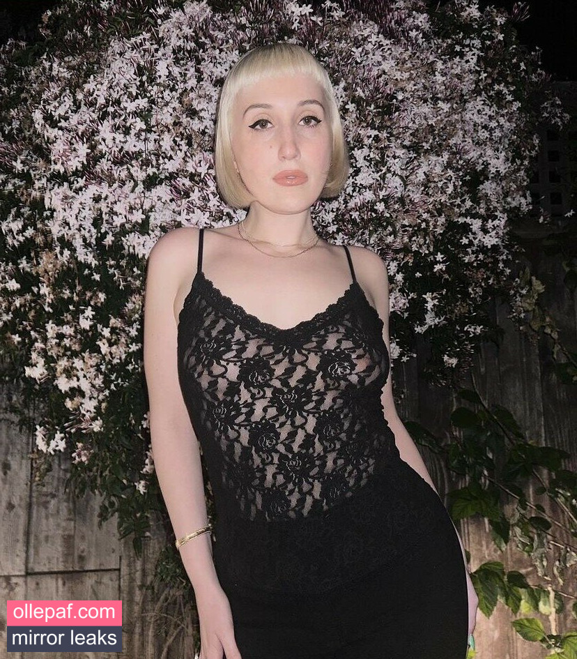 Harley Quinn Smith Nude Leaks OnlyFans #271 - Fapello