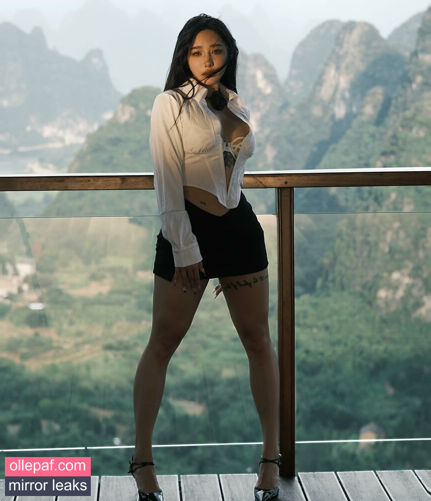 Latest Leaks Hitomi Songyuxin Nude #206 - Fapello