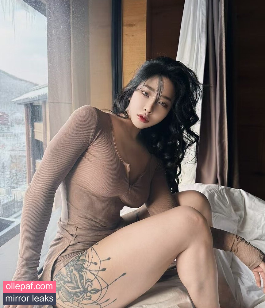 Latest Leaks Hitomi Songyuxin Nude #52 - Fapello