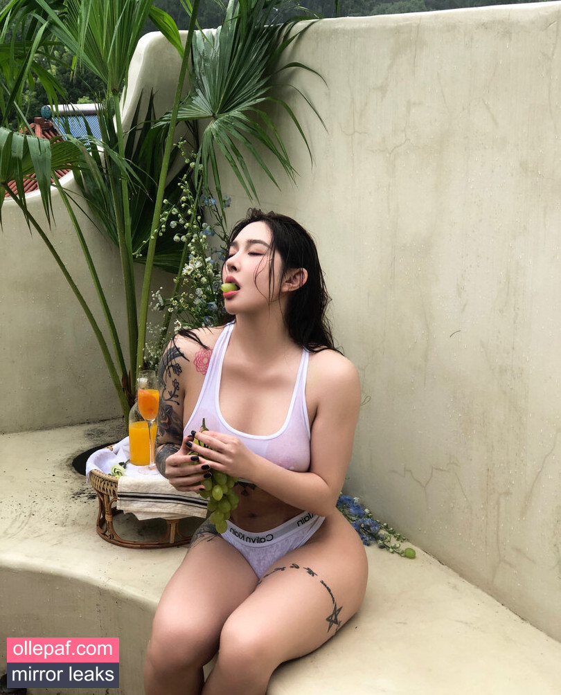 Latest Leaks Hitomi Songyuxin Nude #525 - Fapello