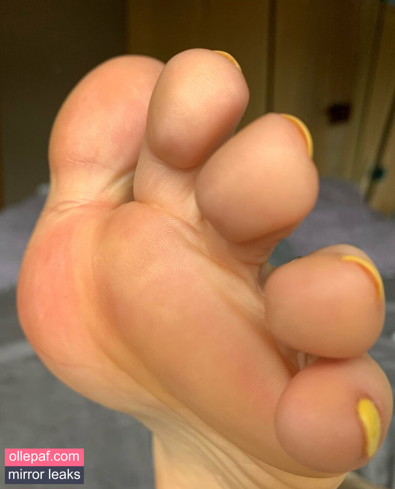 Latest Leaks honeybeatoes Nude #4 - Fapello