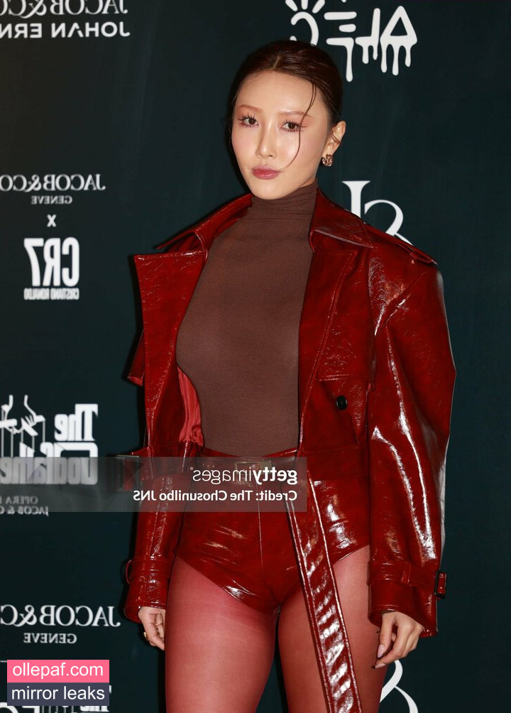 Hwasa Nude Leaks OnlyFans - Fapello