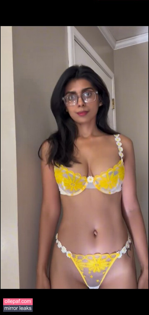 Latest Leaks iamaqsapervaiz Nude #6 - Fapello