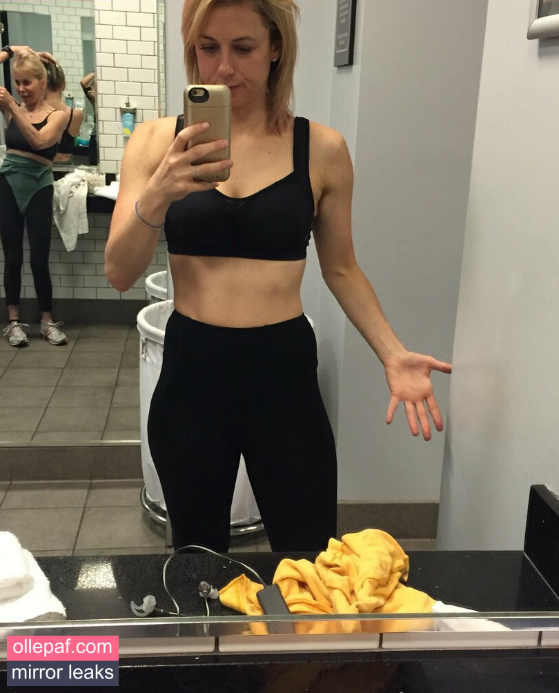 Latest Leaks Iliza Shlesinger Nude #300 - Fapello
