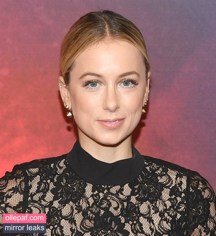 Latest Leaks Iliza Shlesinger Nude #4 - Fapello