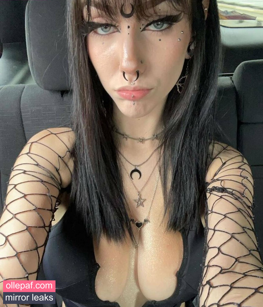 Latest Leaks ipukeglitter420_ Nude #8 - Fapello