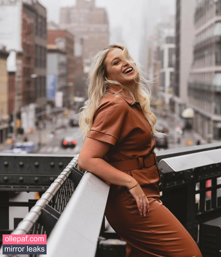 Latest Leaks Iskra Lawrence Nude #299 - Fapello