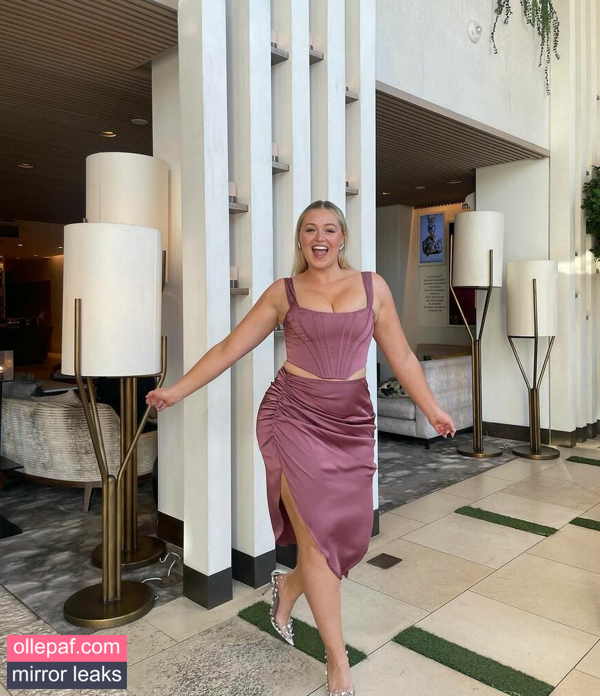 Latest Leaks Iskra Lawrence Nude #359 - Fapello