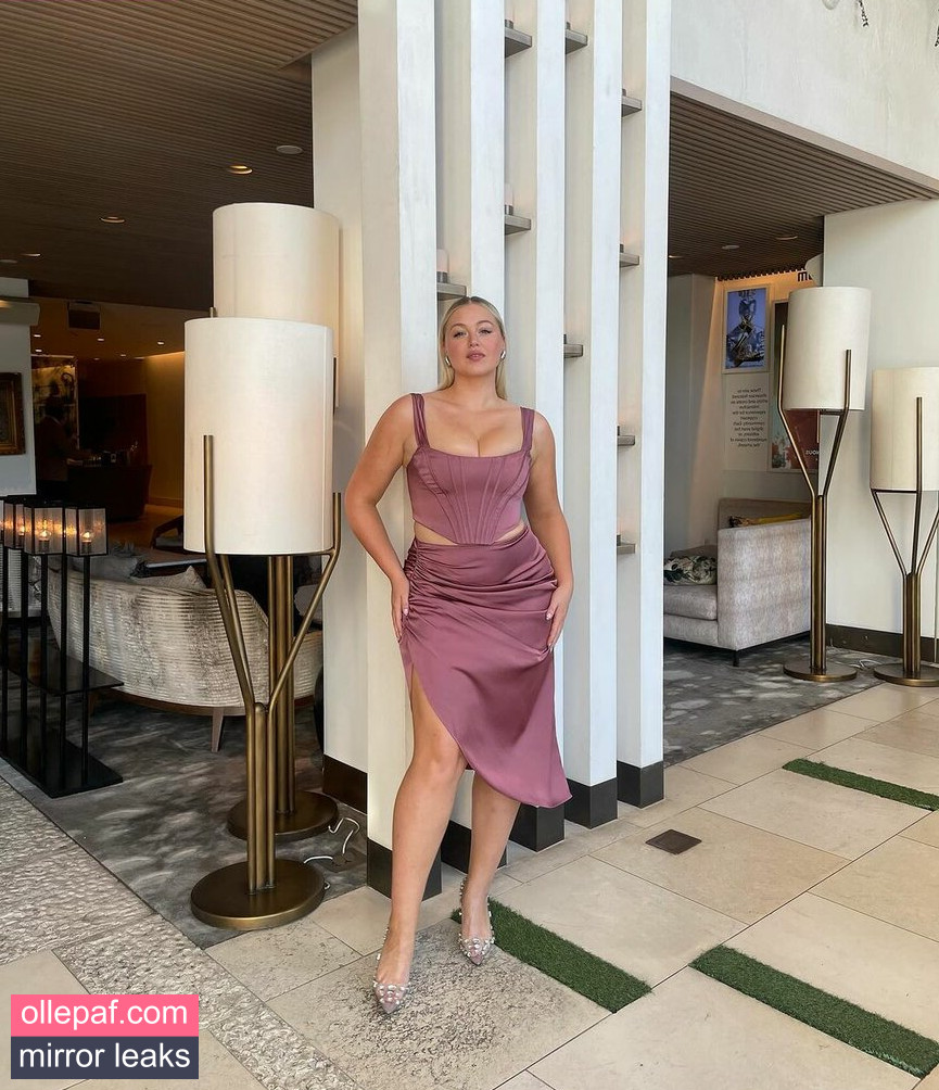 Latest Leaks Iskra Lawrence Nude #364 - Fapello