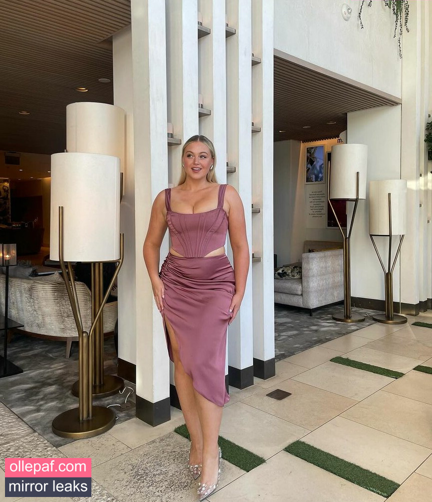 Latest Leaks Iskra Lawrence Nude #368 - Fapello