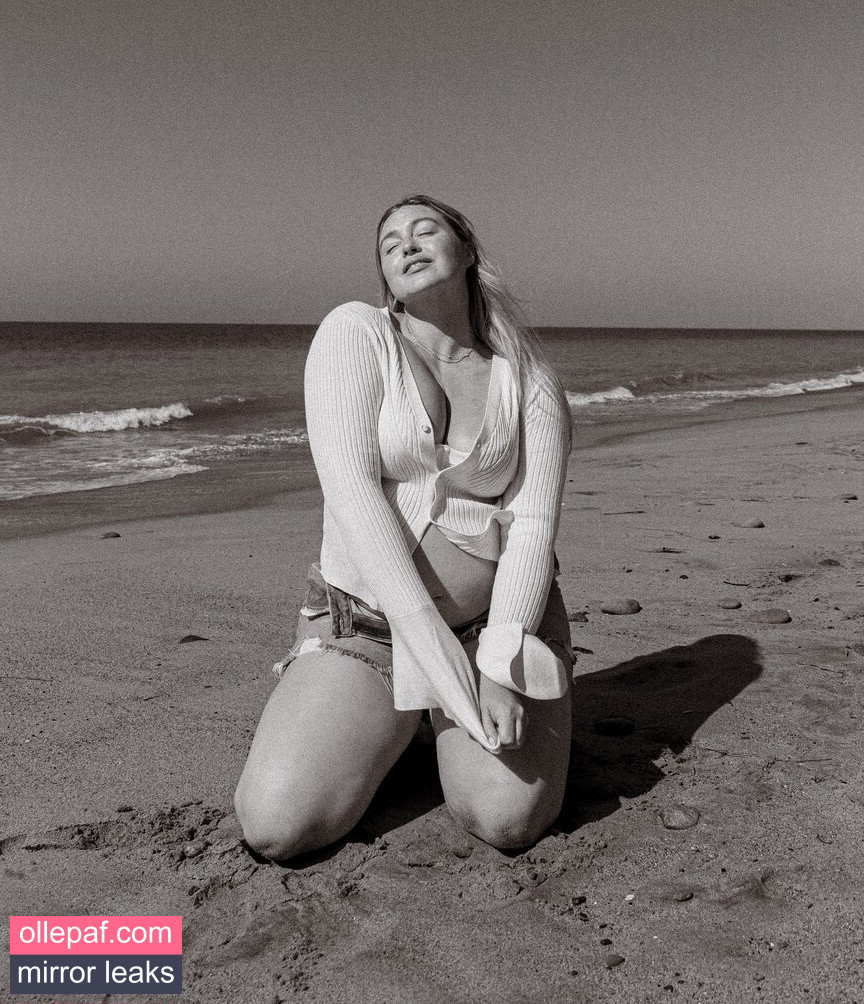 Latest Leaks Iskra Lawrence Nude #46 - Fapello