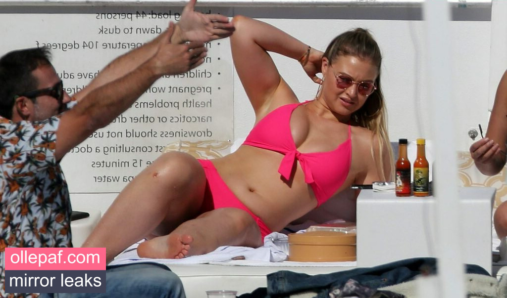 Latest Leaks Iskra Lawrence Nude #502 - Fapello