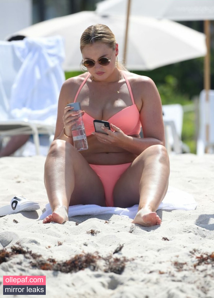 Latest Leaks Iskra Lawrence Nude #609 - Fapello