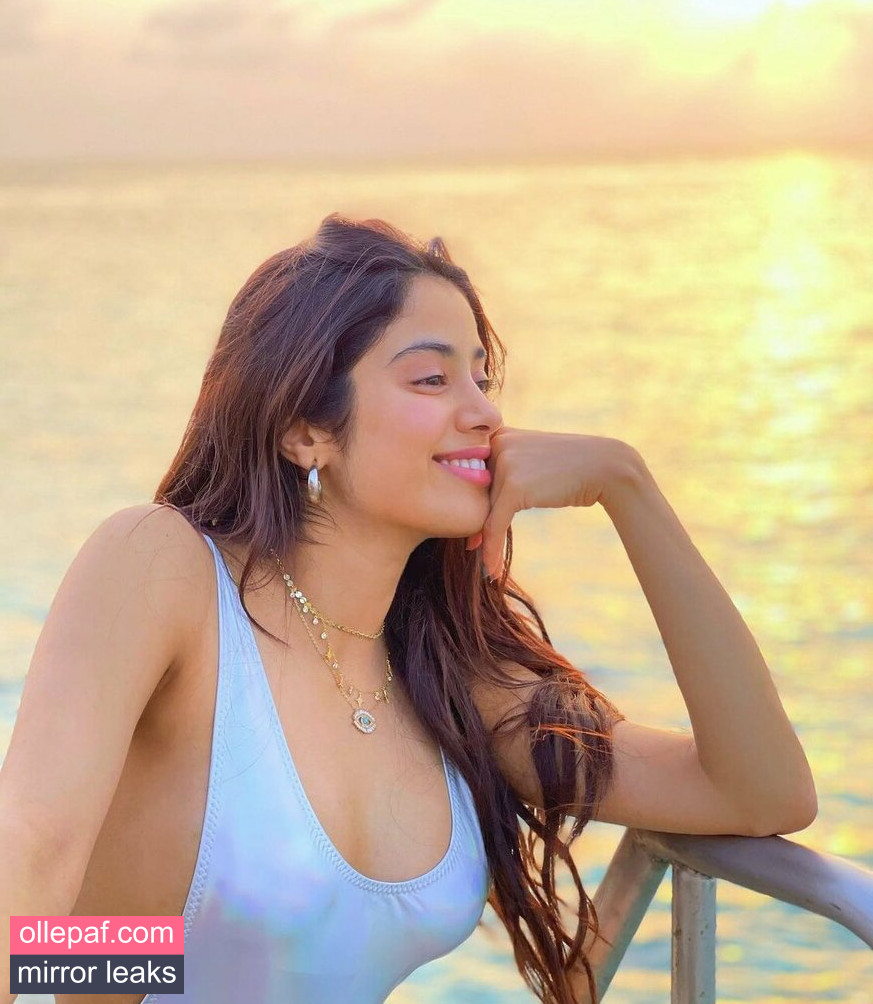 Latest Leaks Janhvi Kapoor Nude #238 - Fapello