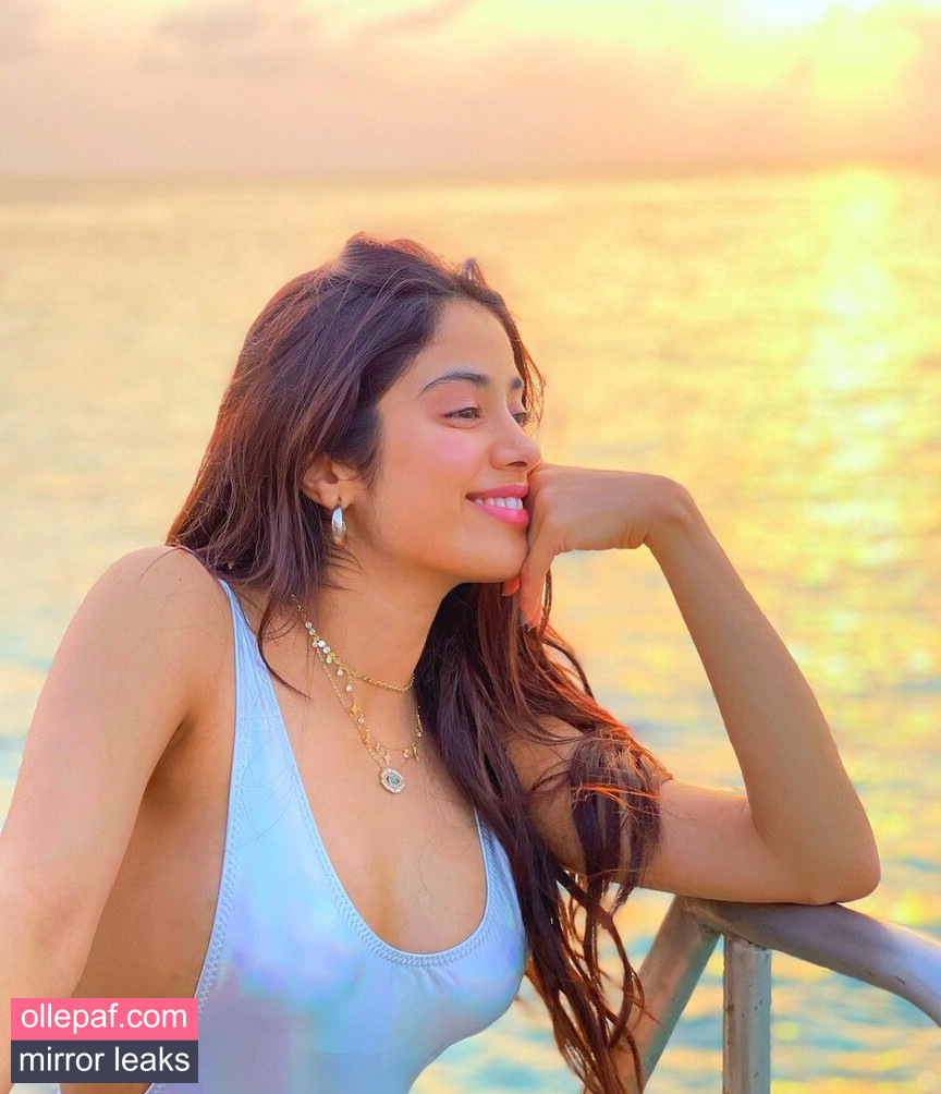 Latest Leaks Janhvi Kapoor Nude #28 - Fapello