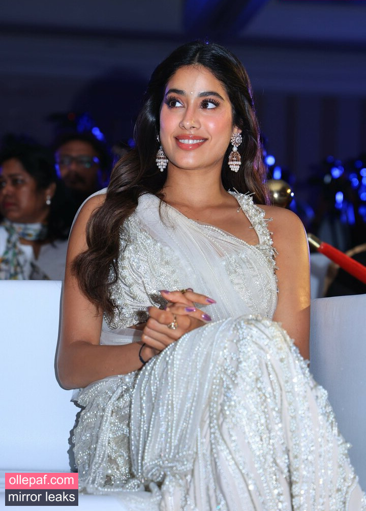 Latest Leaks Janhvi Kapoor Nude #45 - Fapello