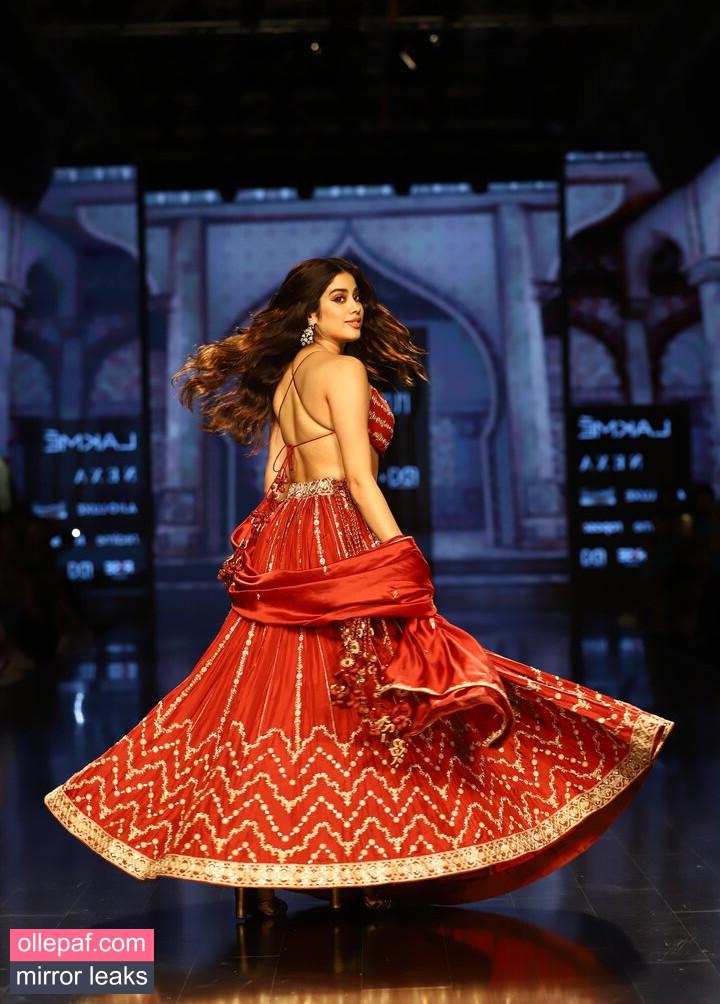 Latest Leaks Janhvi Kapoor Nude #88 - Fapello