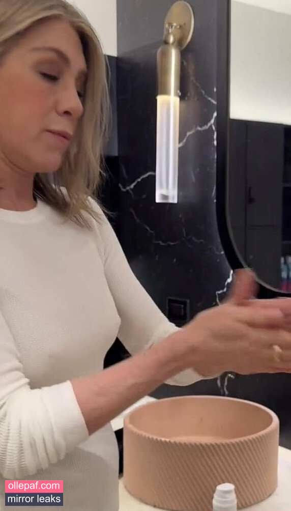 Latest Leaks Jennifer Aniston Nude #705 - Fapello
