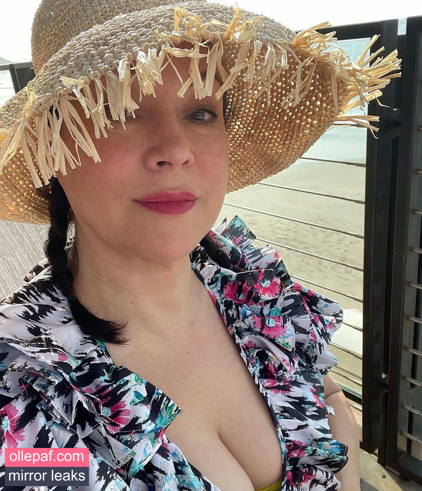 Latest Leaks Jennifer Tilly Nude #55 - Fapello