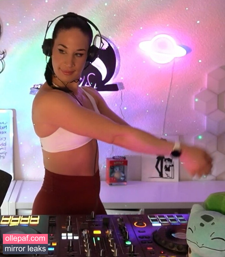 Latest Leaks JuleTheFox Nude #42 - Fapello