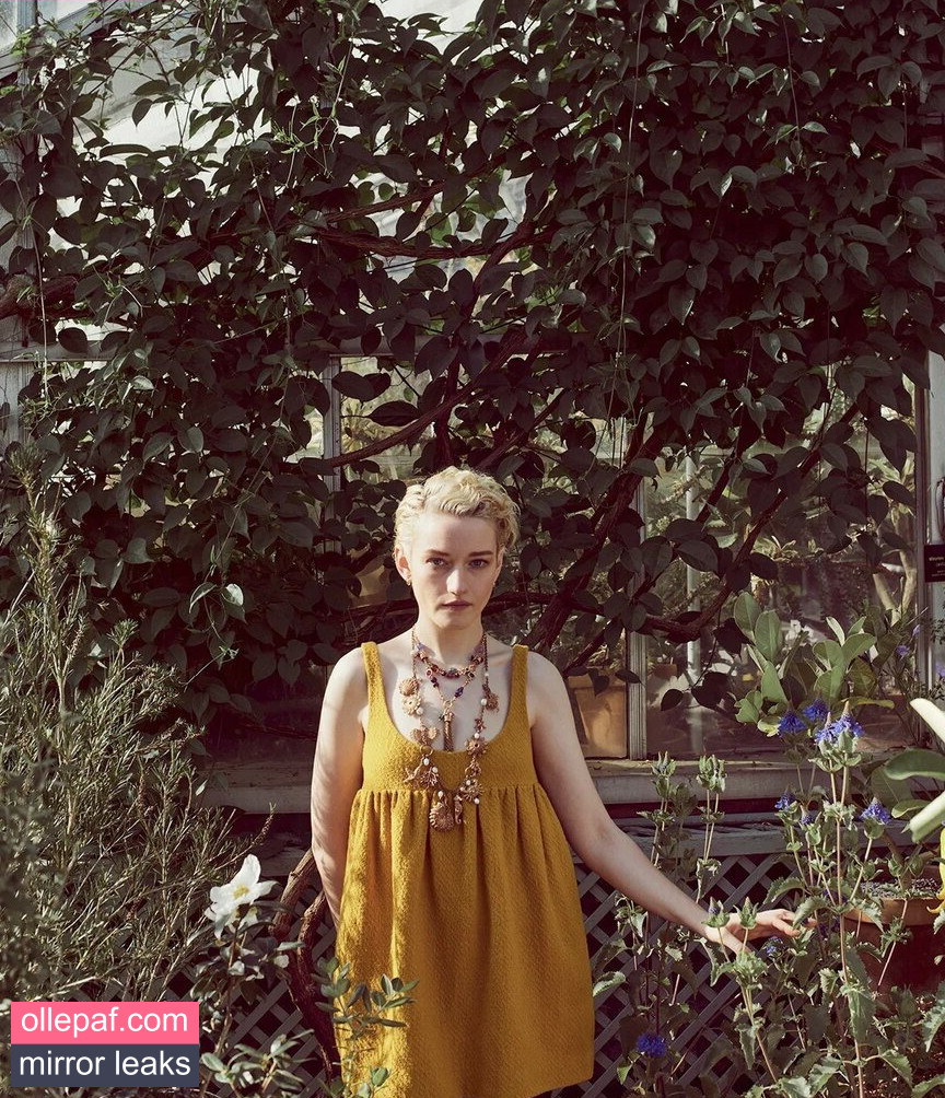 Latest Leaks Julia Garner Nude #11 - Fapello