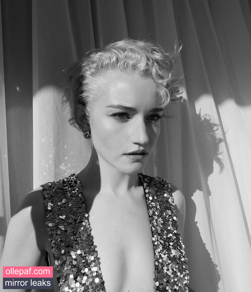Latest Leaks Julia Garner Nude #128 - Fapello