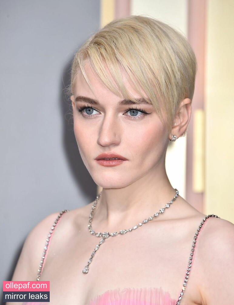 Latest Leaks Julia Garner Nude #146 - Fapello