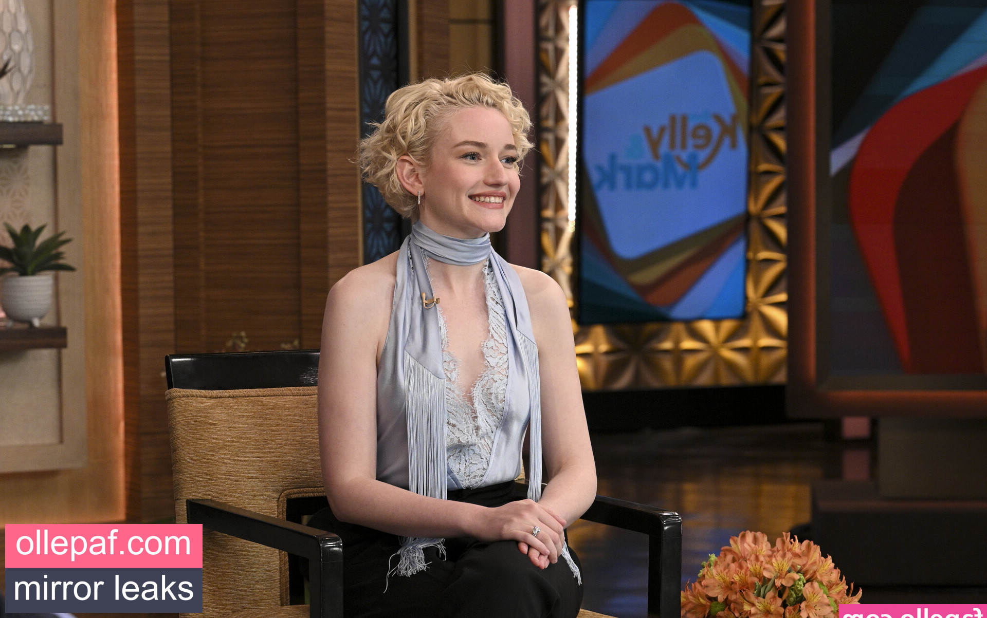 Latest Leaks Julia Garner Nude #3 - Fapello