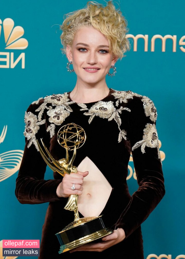 Latest Leaks Julia Garner Nude #28 - Fapello