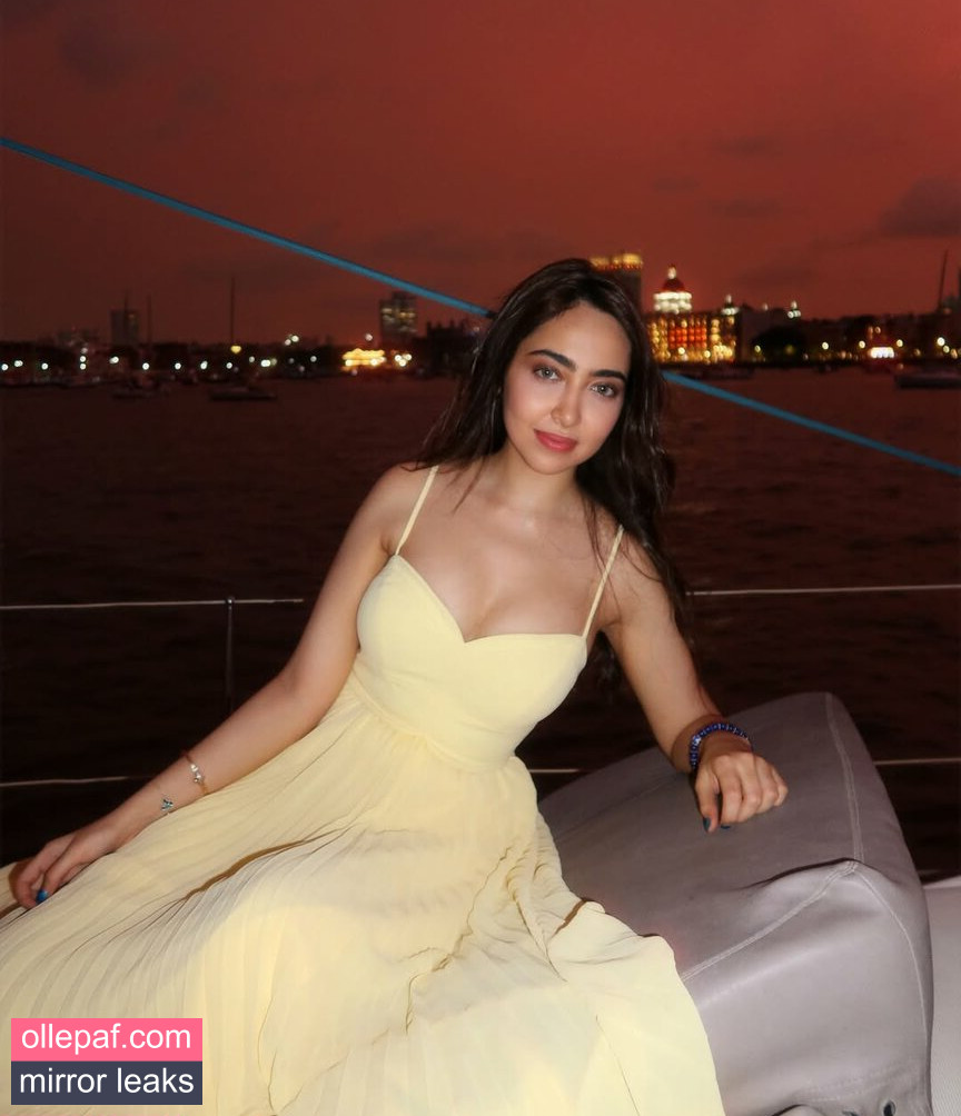 Latest Leaks Kaashvi Hiranandani Nude #5 - Fapello