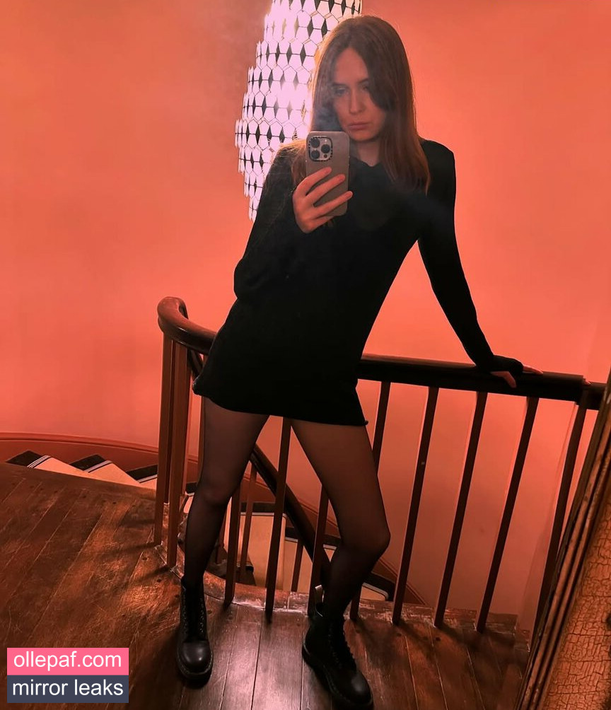 Latest Leaks Karen Gillan Nude #4 - Fapello
