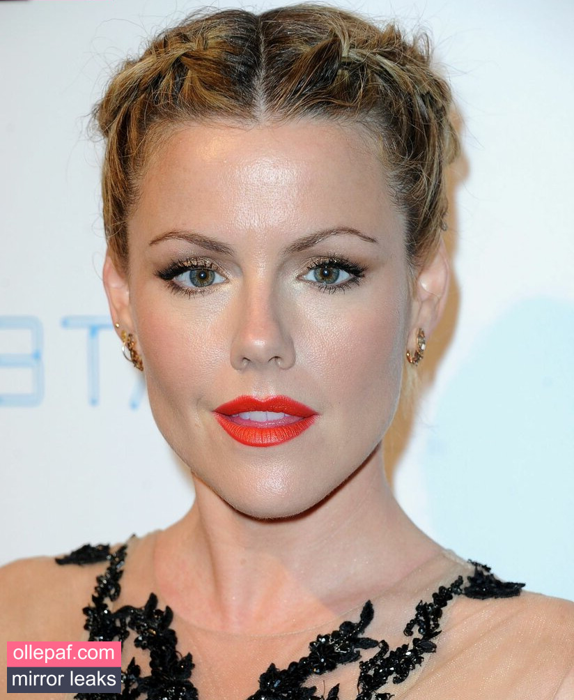 Latest Leaks Kathleen Robertson Nude #15 - Fapello