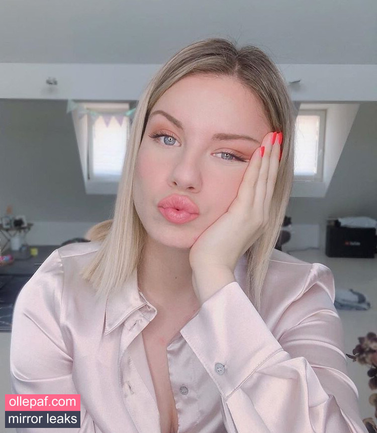 Latest Leaks KellyMissesvlog Nude #319 - Fapello