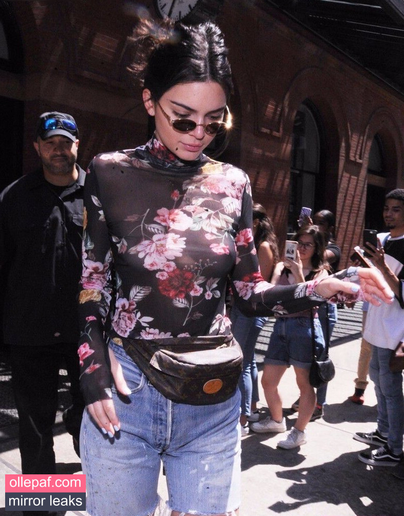 Latest Leaks Kendall Jenner Nude #14 - Fapello