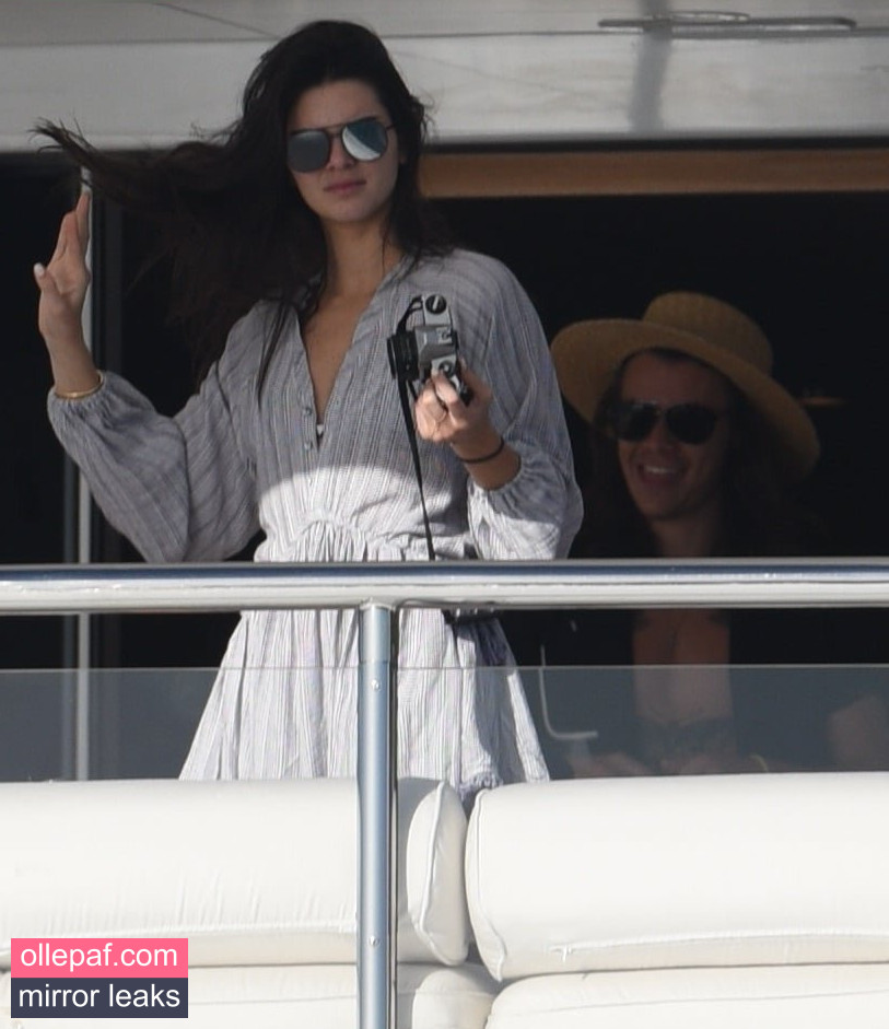 Latest Leaks Kendall Jenner Nude #212 - Fapello