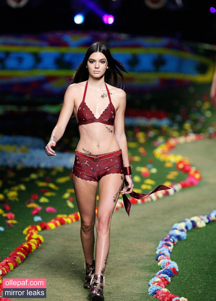 Latest Leaks Kendall Jenner Nude #363 - Fapello