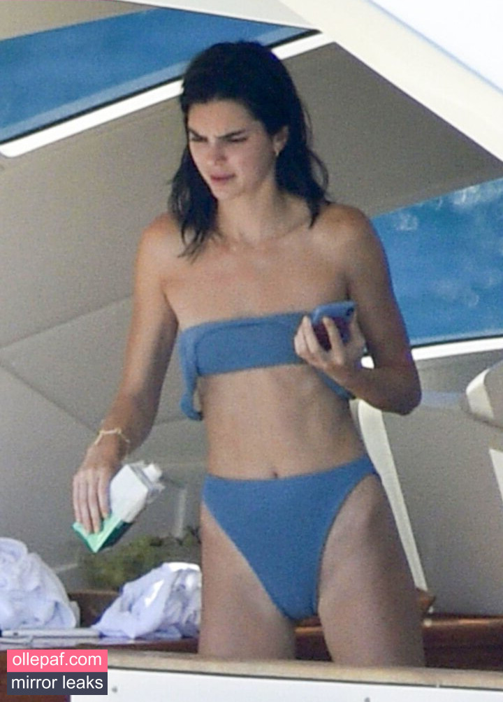 Latest Leaks Kendall Jenner Nude #415 - Fapello