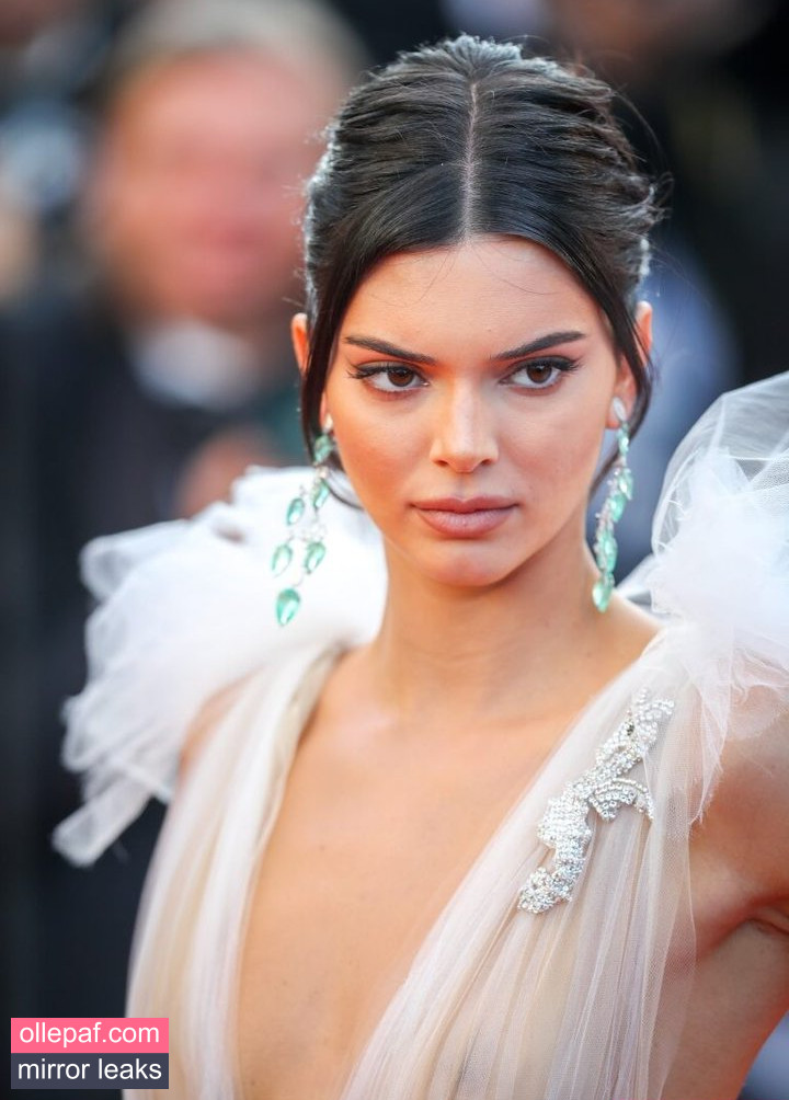 Latest Leaks Kendall Jenner Nude #4254 - Fapello