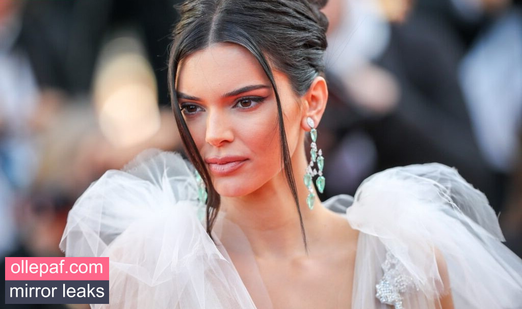 Latest Leaks Kendall Jenner Nude #4263 - Fapello