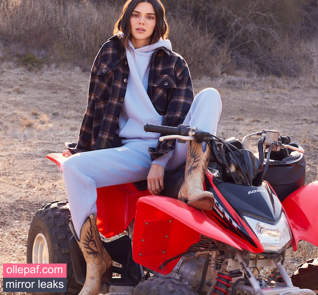 Latest Leaks Kendall Jenner Nude #4402 - Fapello