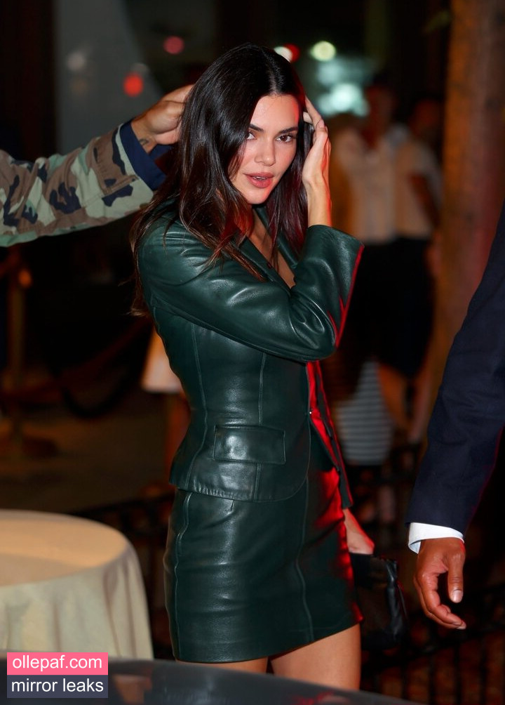 Latest Leaks Kendall Jenner Nude #654 - Fapello