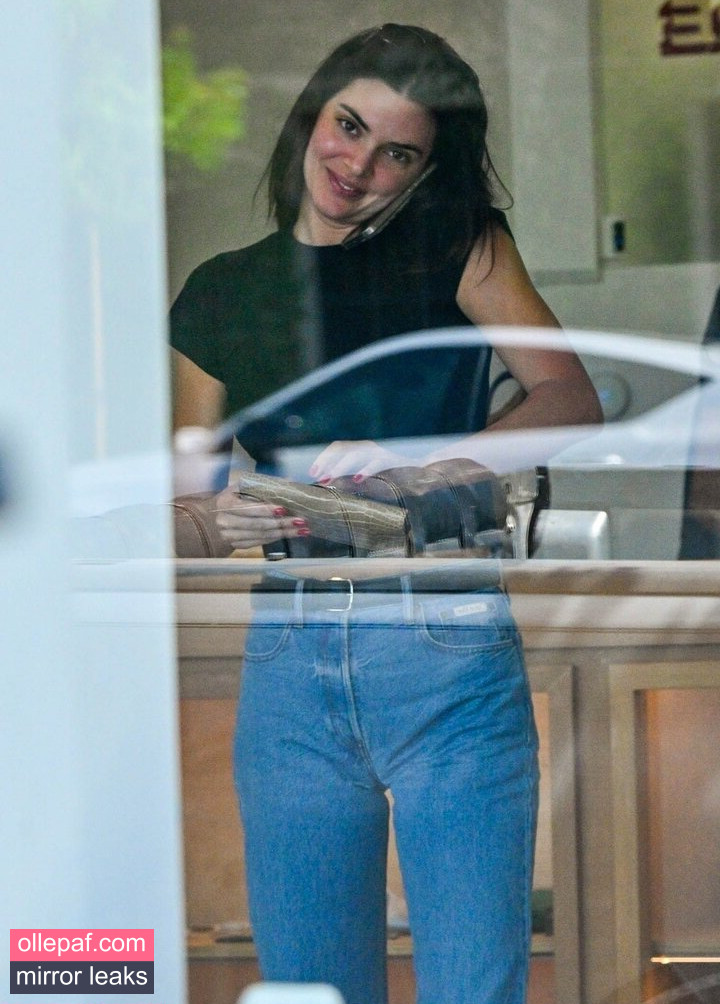 Latest Leaks Kendall Jenner Nude #909 - Fapello