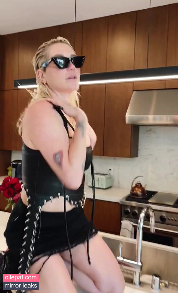 Latest Leaks Kesha Nude #401 - Fapello